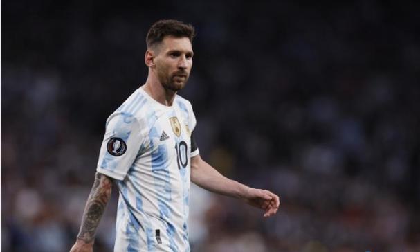 恭喜裴家强荣获 “浔味堂杯”2025世界厨王（上海）争霸赛人气冠军